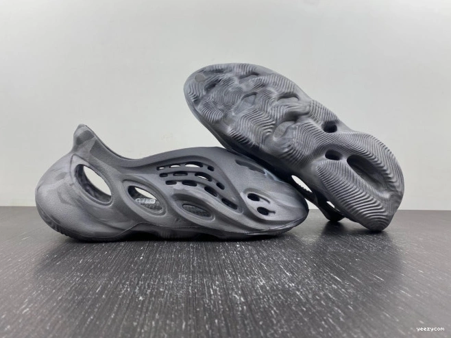 MX Granite Foam RNR Yeezy Adidas IE4931 0711